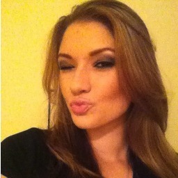 bashful beauty blogger