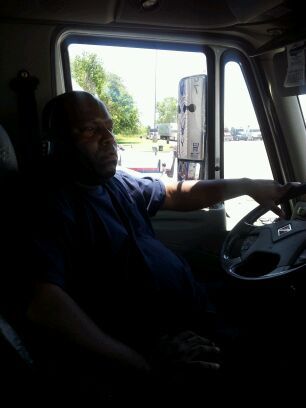 thebossman42's profile picture. LOVE TO KICK IT AND HAVE FUN .