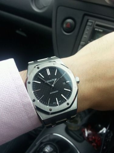 Lone_Path_wolf's profile picture. 