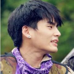 Hey!! I'm Hunz Number 2! I'm The Star8 I'm Both!!! NotReal [ Real @HoneYmO_On ] #บิด ฟอลมาคุยกันแล้วคุณจะรักหมีตัวนี้ 5555  หมีตัวนี้โสด~