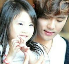 อันยอง ผมคิมคยูจง SS501ครับ *ยิ้มหวาน* มาสัมผัสกับความอบอุ่นของเซนเตอร์กัน ^___^ ผมซุ่มตามตัวจริง @2kjdream ;; ทริปเปิ้ลเอสลีดเดอร์ อนุรักษ์นิยม