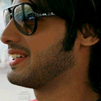 ‏ﻋﻟﻣوﮪه  ﺈﻧي ﻓي (ﺣﺑھٓه) أﻧھﺑلت....♥♥