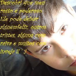 Tenho 12 anos ,Candango , Skate , Tricolor , Fofo**, Totalmente autentico ,  **(Me ama?/  Eu te adoro!! )**(Me odeia?/ Eu te ignoro!!)**