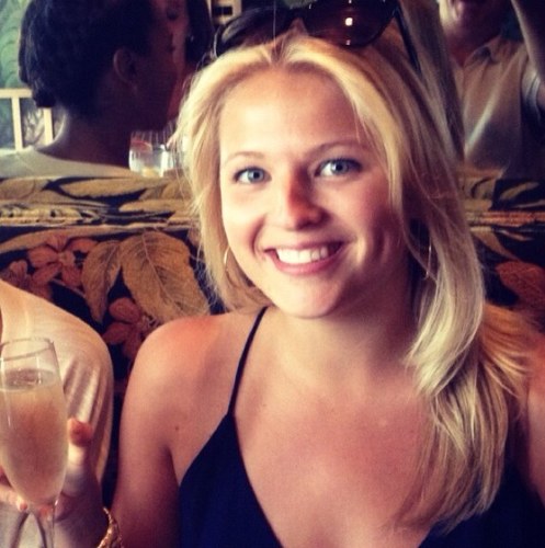 frrantastic's profile picture. In my kitchen, at the table, & on the go...