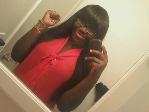 smart, funny,tall, luv music,cute,and a bad bitch...   life is short.. so live it to the end. ^_^..