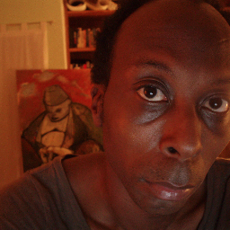 llezzor's profile picture. 