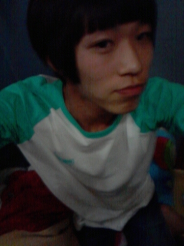 hun9685's profile picture. ...친추하는법좀