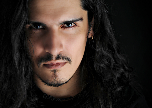 cantante, músico, compositor, amante del amor y de la vida, rockero de corazón jejejejeje