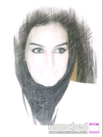 alia_kmal's profile picture. 