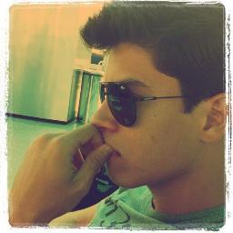 Multiplique a areia das praia com as aguas do oceanos!!
Pois é não é nem a metade do que sinto por você♥
@Aguiarthur