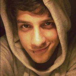 Apaixonada por @Chayleao