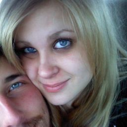 GloriaGlamorous's profile picture. 