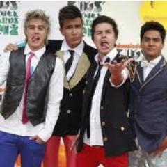 FC Masculino ::: 4 Anjos Na Minha Vida! @PeLanzaRestart @PeLuRestart @KobaRestart &' @ThomasRestart! Orgulho Por Ser Da Familia #Restart! Since: 16/Nov/12