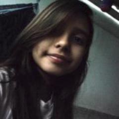 Eu sou uma menina alegre,madura,divertida,inteligente e muito mais,eu não quero ecrever mais porque estou com preguiça :D