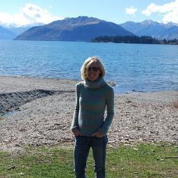 hollyannebell's profile picture. Lover of all things family, design, cycling, sunny days, and coffee.