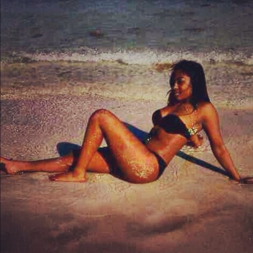 I amGod Fearing!Loving Mother, Wonderful Daughter, Loyal Girlfriend &Friend To The WorldAround Me. I Am LeeLee