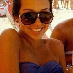 Quem se Descreve se Limita !