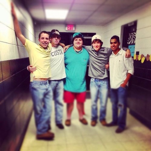 Snowflake233's profile picture. livin life to the MAX