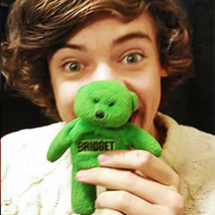 Oii gente ! Sou Directioner de alma :)) nao da pra dizer o quanto eu amo eles ! Me sigaaaam :)))) obrigada.. ♥