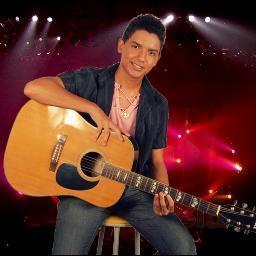 Perfil Oficial do cantor Diego Netto.. Contatos p/ Shows:(064) 9236-8882 (064) 9256-4768..
Deus é Fiel.....