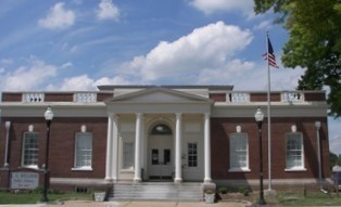 C. E. Weldon Public Library serves the city of Martin, TN and surrounding communities.