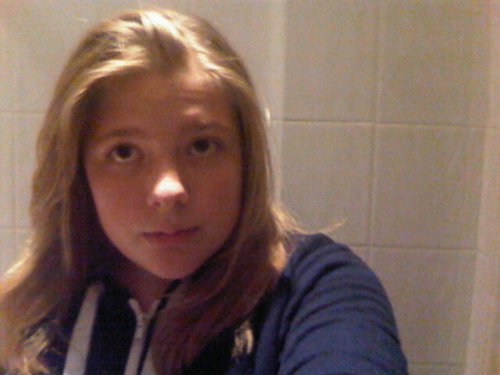 meganrosemundy's profile picture. My name is megan and i am 12years old :) xx if you follow me and i will follow you back xx much love megan xxx love desprate housewives and vicky !!!