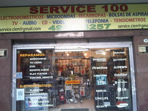 Service100 Reparamos todo: televisores, equipos de audio; aspiradoras; Microondas, etc. Avda, La Plata 362 Caballito- Llamanos 3971-9070