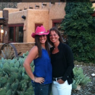 MeganGravel's profile picture. HI! im megan....im pretty friendly, follow me! :)