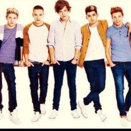 We Update 1D's whereabouts & also confirm kiks/skypes/numbers/tumblrs so much tweet us xx