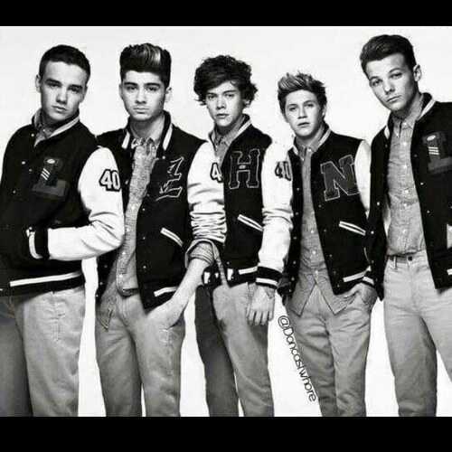 Directioner. Met the boys 3/21/12. Long time ago i know :(. Taken by @its_me_louis