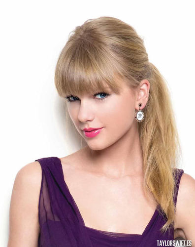 A fan of beautiful and talented Taylor Alison Swift from INA. We love Swift Forever and Always . We use English and Indonesia language.