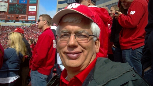 Retired IBM Network Manager, Packer/Badger/Brewer fan 24/7, loves to do things w/ family, & always busy.