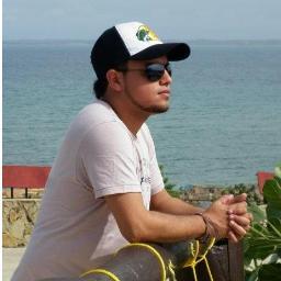 Estudiante de Comunicación Social, idealista por excelencia, diferente, atrevido, pícaro, loco y enamorado de la vida! Cuenta Oficial de información variada!