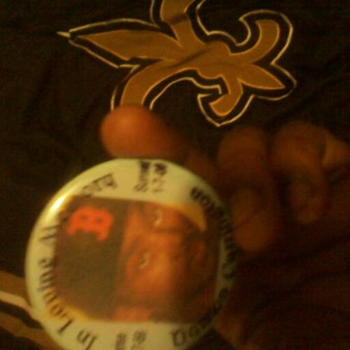 no bio...Jus follow me..ha #TeamDarkSkin #TeamLoudPack #TeamSOS #TeamReUpGang SWAVEGANG!!