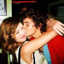 VietnameseIAm's profile picture. J-117 ♥  #Directioner ∞ @Britishame & @Laaulah ♥ @sunlight500 ma meilleure amie, la best. ♥