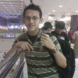 nama say rudi, saya 4 bersaudara, saya anak pertama, saya ingn membahagiakan keluarga saya dan  saya ingn menjadi orang yang sukses
