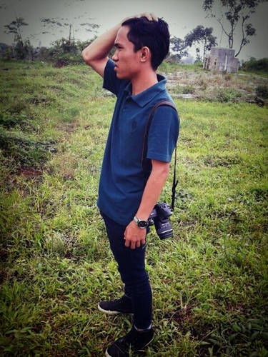DonaSetyaa's profile picture. LastLaible cowok gilaakkk dengan sedikit pesona sisa - sisa sia sia