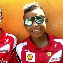 não importa se é #_fuunk cariioca oou paulistta, oqq. iimporta é qq. somos toodos #_funkeiros → #OFunkPedePaz , Veem cuum noois ♪

I ♥ LOVE FUUNK ♪