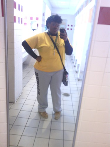 GraB_On_mYTw33t's profile picture. #Teamfollowmeandifollowback #TeamGod  #TeamJelly #Teambigsexy #Teamreal   #Teamcolorgurad #Teamclassclown #Teamgotherown #teamlovemeaQueDawg