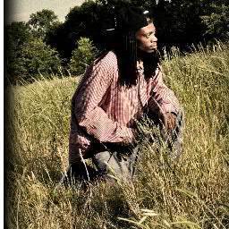 well am a rapper aka music fan 2 but kaution going off and i live up 2 my dreams/Blueeyes Ent. Mr.PoPo.and C.E.O. and cuz (Izzy O) LiL Keezy/ members Blueeyes /