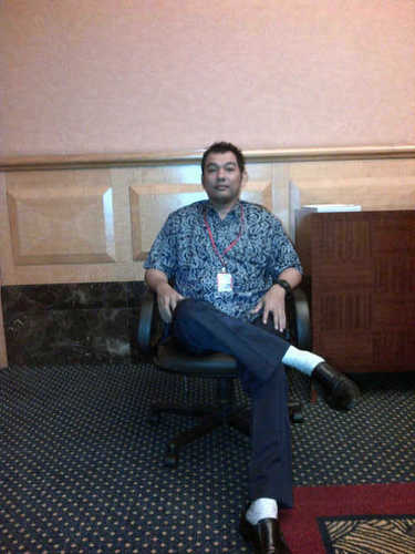 be a smart, thinking, smile, sporting & traveling