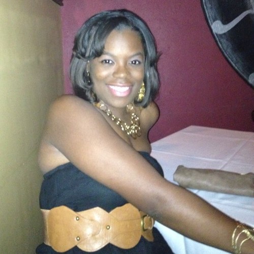 moniQue062212's profile picture. 