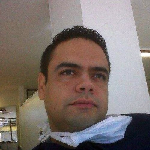 Vivo de mis manos. Gracias a Dios.