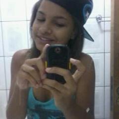 ಌ Existe um lugar onde ninguém pode tirar você de mim. Esse lugar se chama pensamento, e nele, você me pertence. ಌ