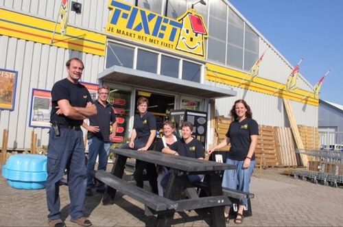 Schuifwanden/Inbouwkasten Binnendeuren Vloeren Raamdecoratie Shutters Insecthorren zonwering Bouwmaterialen Sanitair ijzerwaren