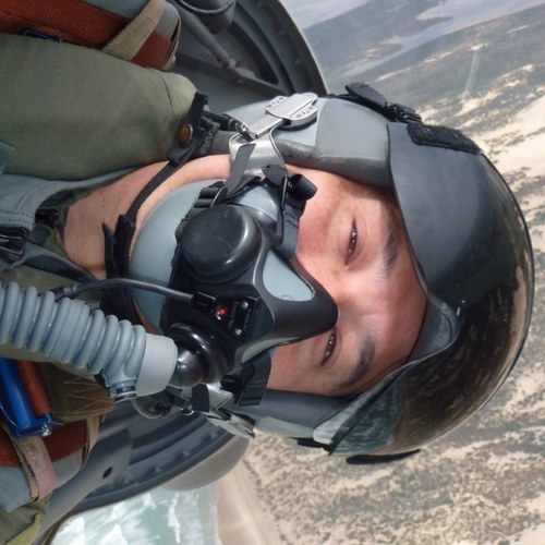 paperpaperman's profile picture. Just like any normal guy living an abnormal life.