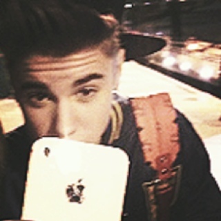 idekjdb's profile picture. 