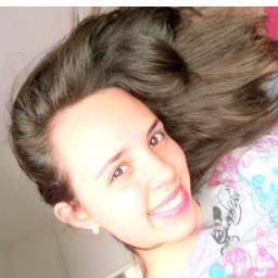 Agrade somente quem te faz bem, quem te completa, quem vale a pena, quem possa te fazer sorrir. *------* Amor- @JP_Krautzberg  *-*