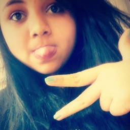 ; ; há novinhÁ ta qq. tÁ ♪
ideiÁ errada aQi nem consttÁ,, ela é minÁ responssa
..aquela Q. chegÁ no baile ,,qq. sabe curttir e manter a postura roubÁ olhares