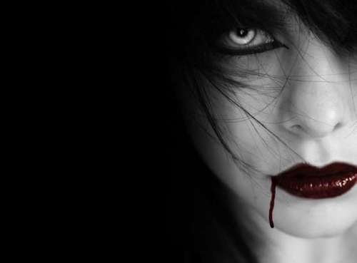 Horror writer and poet. Lover of independent comicbooks.